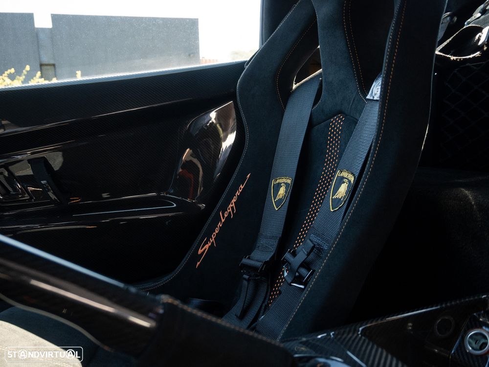 Lamborghini Gallardo 5.2 V10 LP570-4 Superleggera - 27