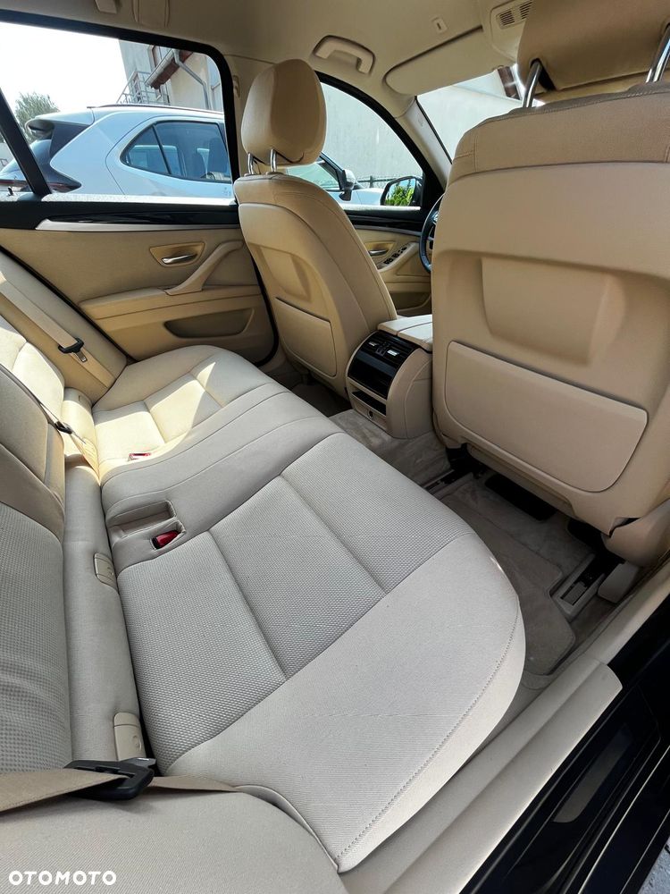 BMW Seria 5 520d Luxury Line - 19