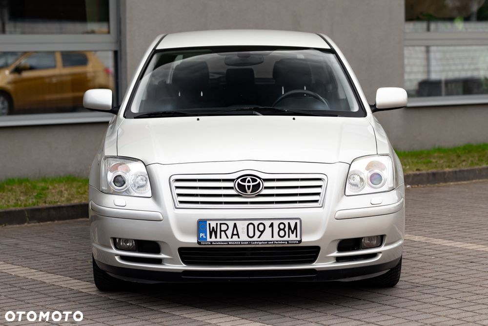 Toyota Avensis 1.8 VVT-i Executive - 7