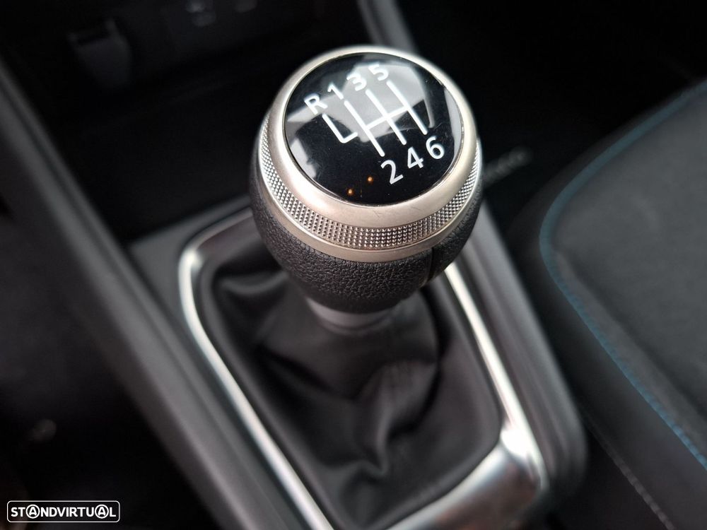 Renault Captur - 16