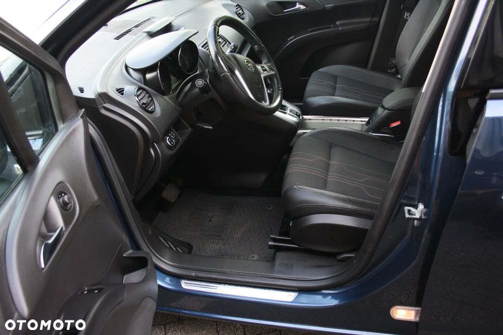Opel Meriva 1.4 150 Jahre - 12