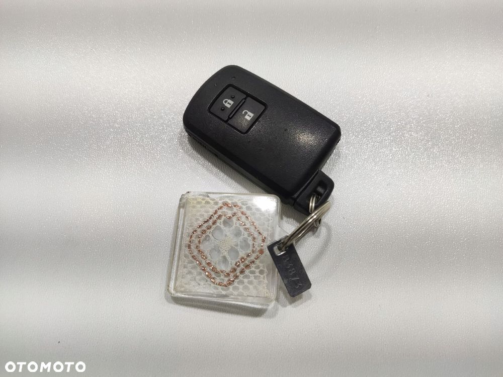 kluczyk pilot obudowa toyota auris ii e18 mr6302 2012-2018 - 3