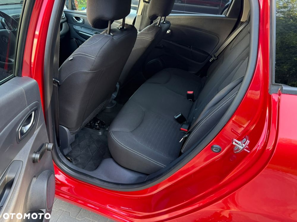 Renault Clio 1.2 16V Limited - 12