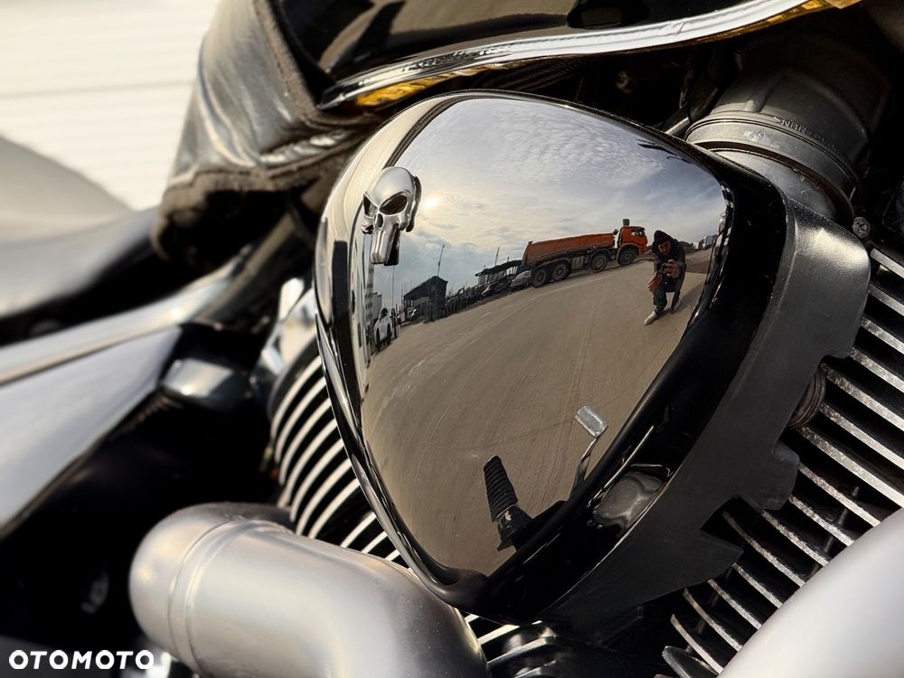 Suzuki Boulevard - 20