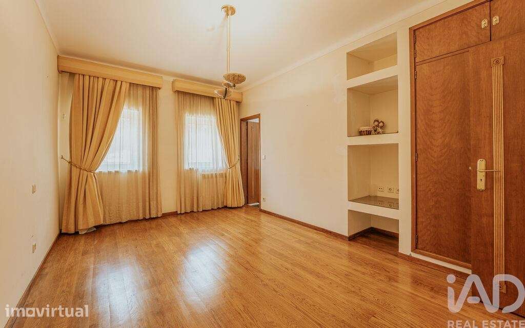 Casa / Villa T4 em Lamego - Grande imagem: 3/40