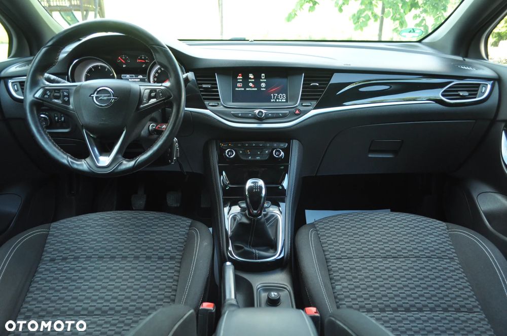 Opel Astra 1.4 Turbo Start/Stop Dynamic - 26