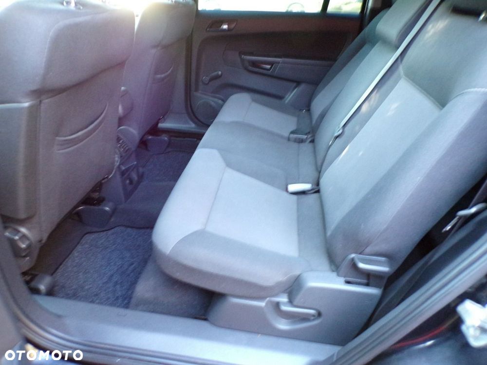 Opel Zafira - 33
