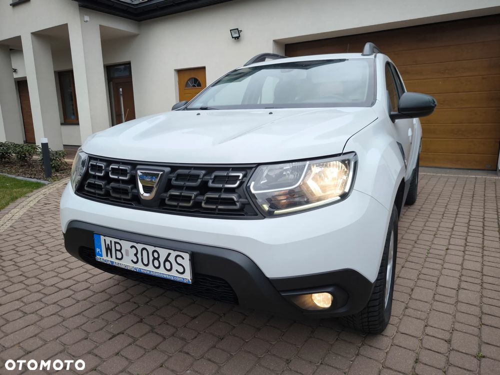 Dacia Duster 1.6 SCe Laureate S&S - 8