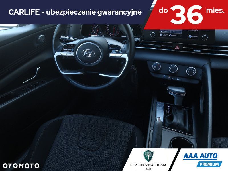 Hyundai Elantra - 8