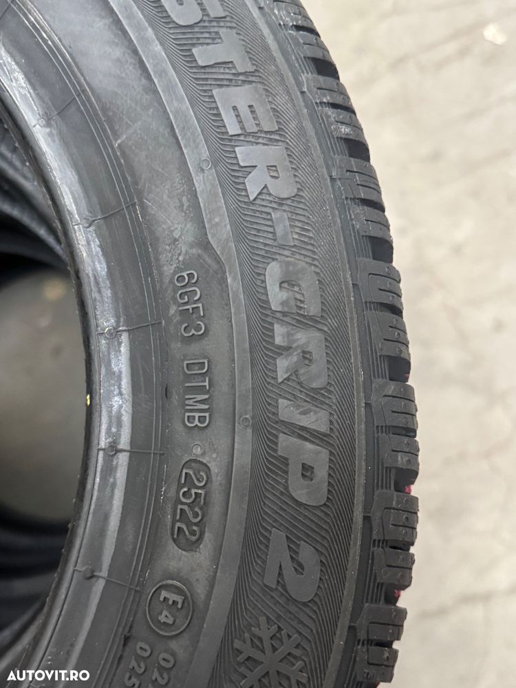 Vând 4 anvelope 165/65/13 semperit de iarnă noi - 4