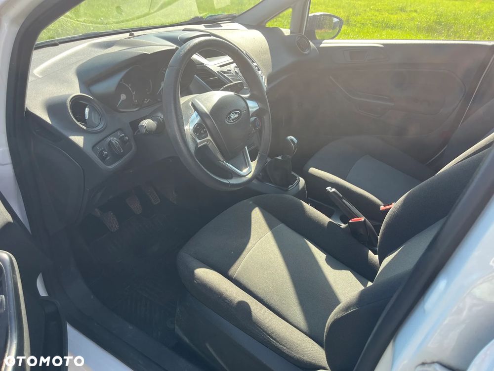 Ford Fiesta 1.25 Trend - 17