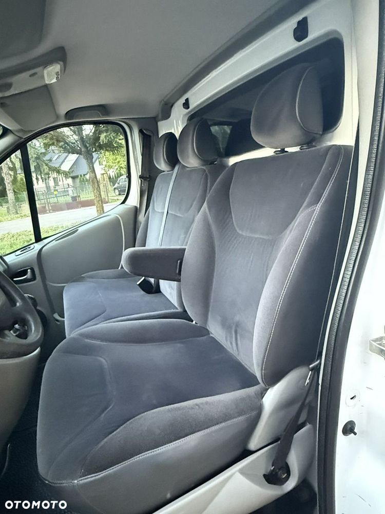Renault Trafic - 13