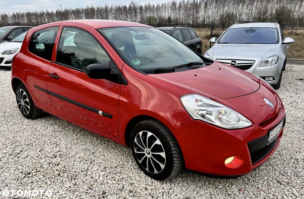 Renault Clio 1.2 16V 75 Dynamique - 25