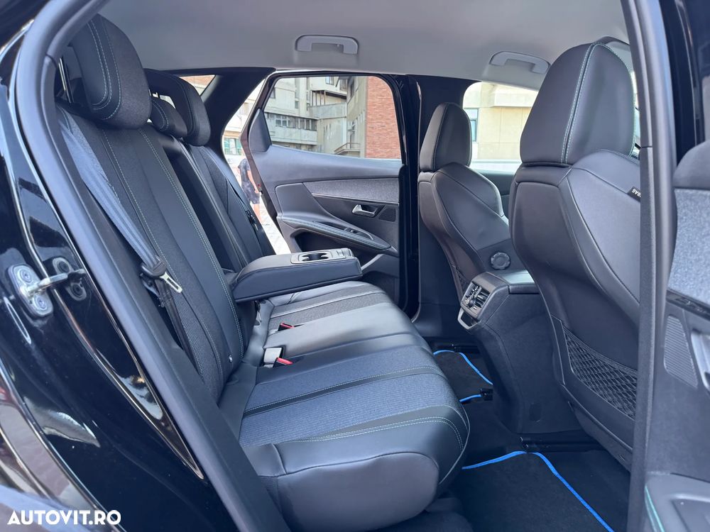 Peugeot 3008 1.2 PureTech 130 EAT8 Allure Pack - 15