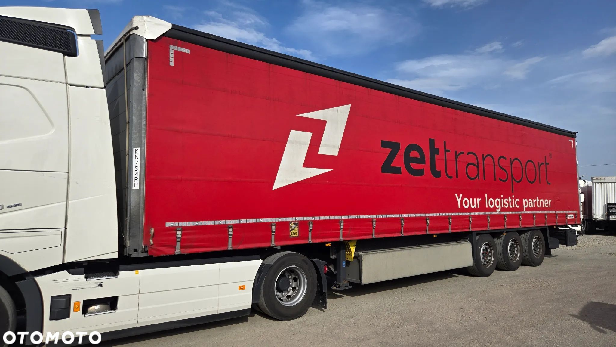 Schmitz Cargobull Firanka z koszem na palety - 1