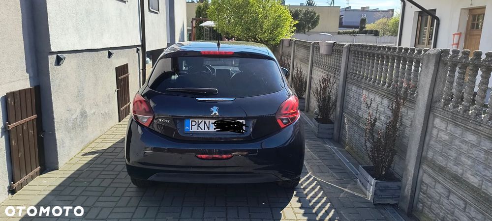 Peugeot 208 1.2 PureTech Style - 4