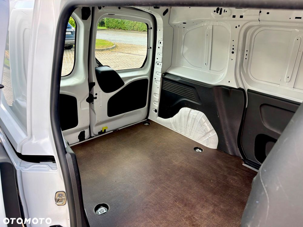 Opel Combo - 36