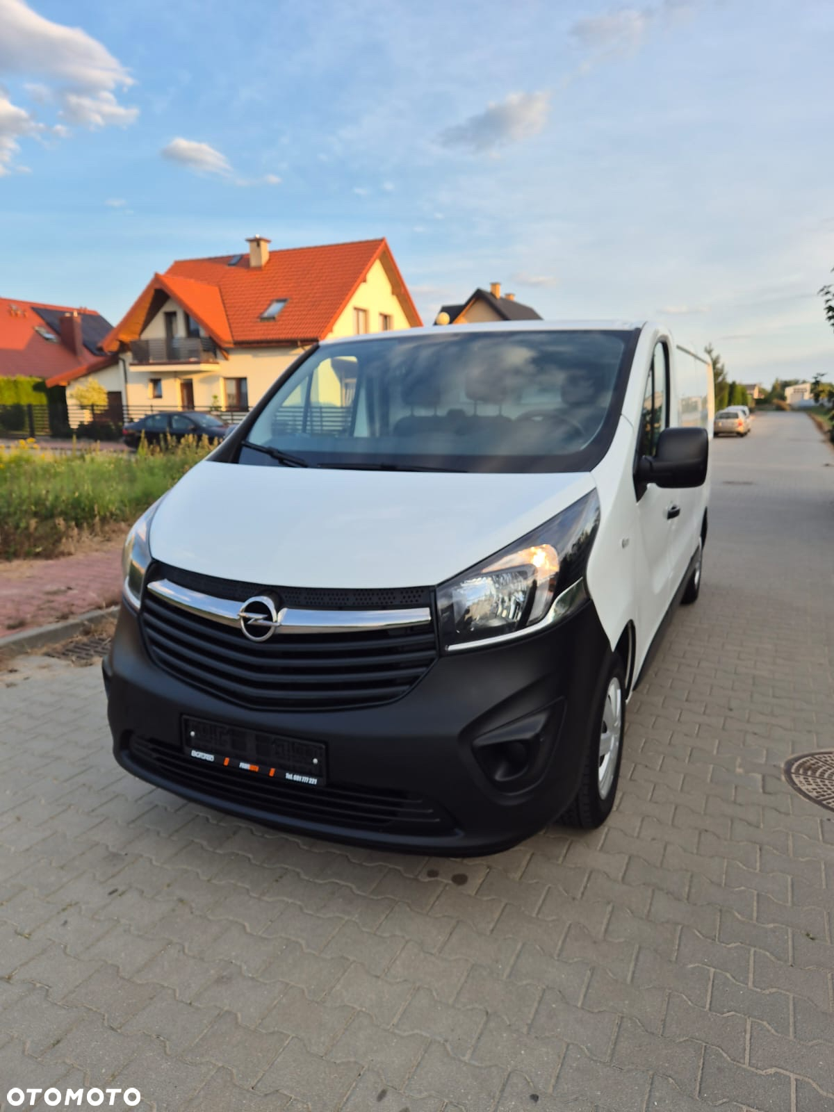 Opel Vivaro 2018r Long L2H1 150Tys km Super Stan - 2