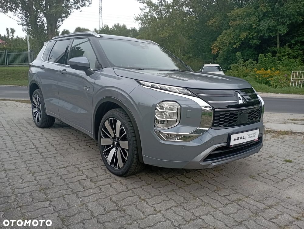 Mitsubishi Outlander Instyle Plus - 1