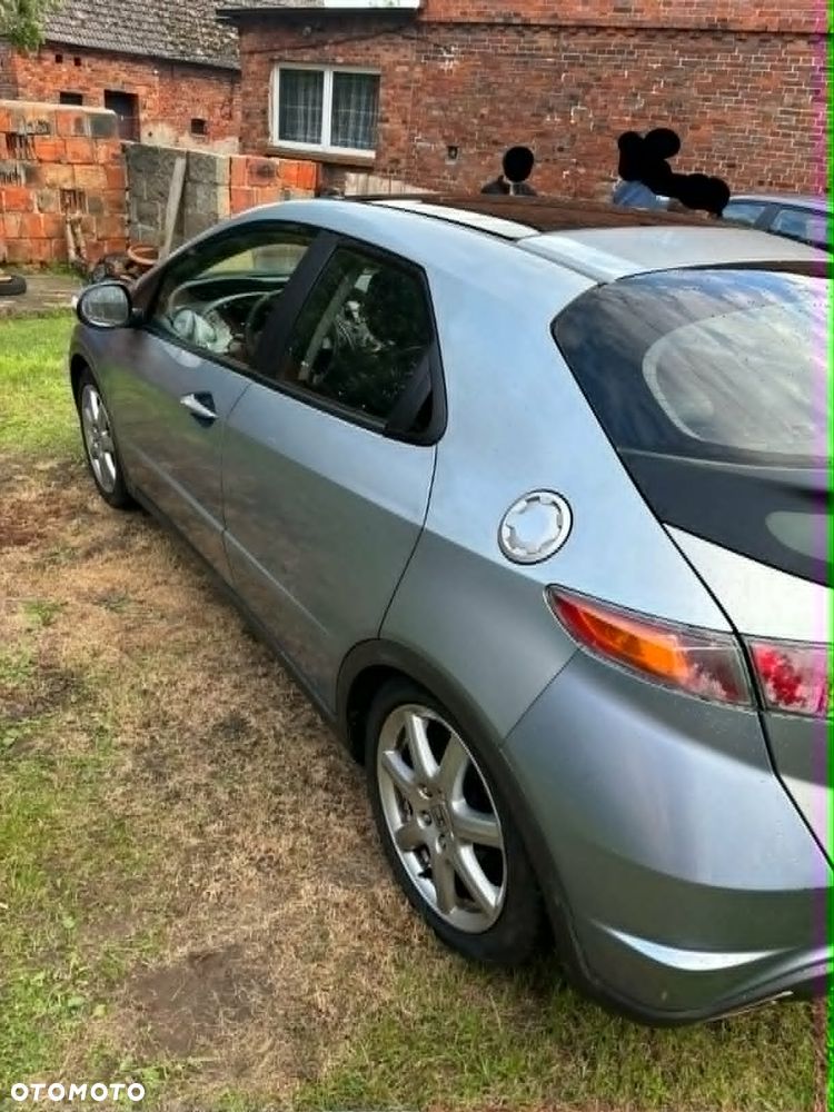 Honda Civic 1.8 Executive - 12