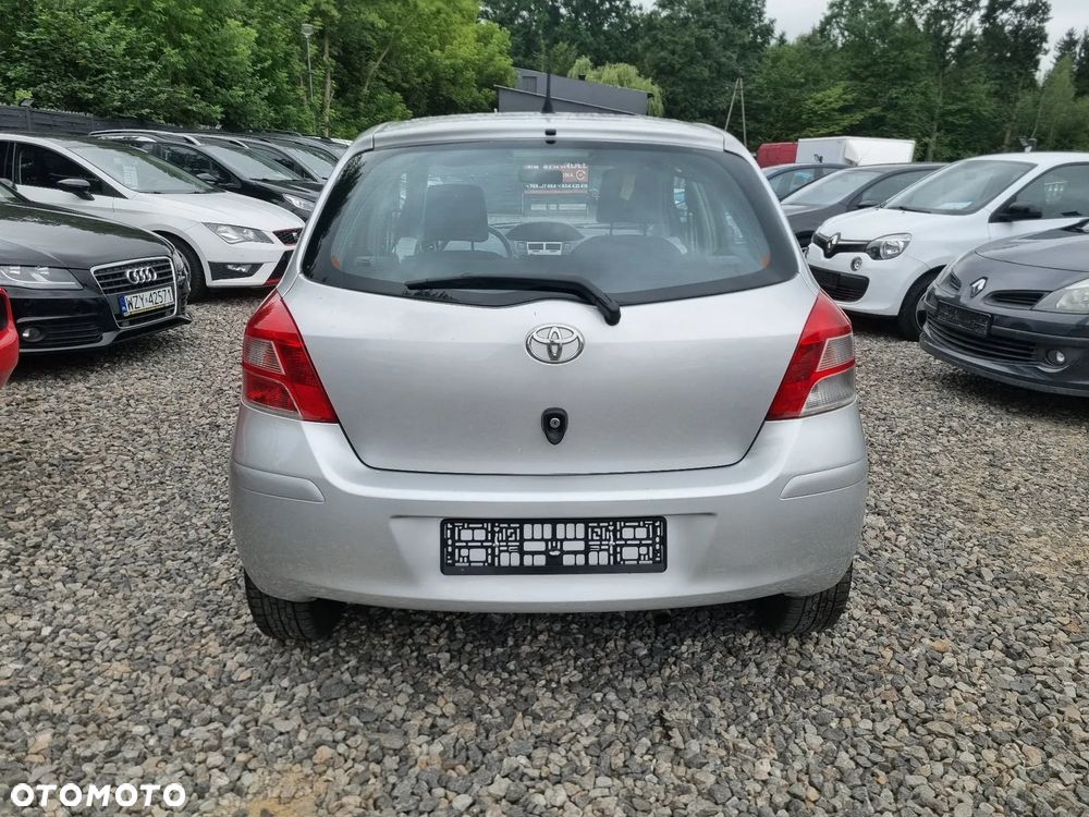 Toyota Yaris 1.33 Sol - 5