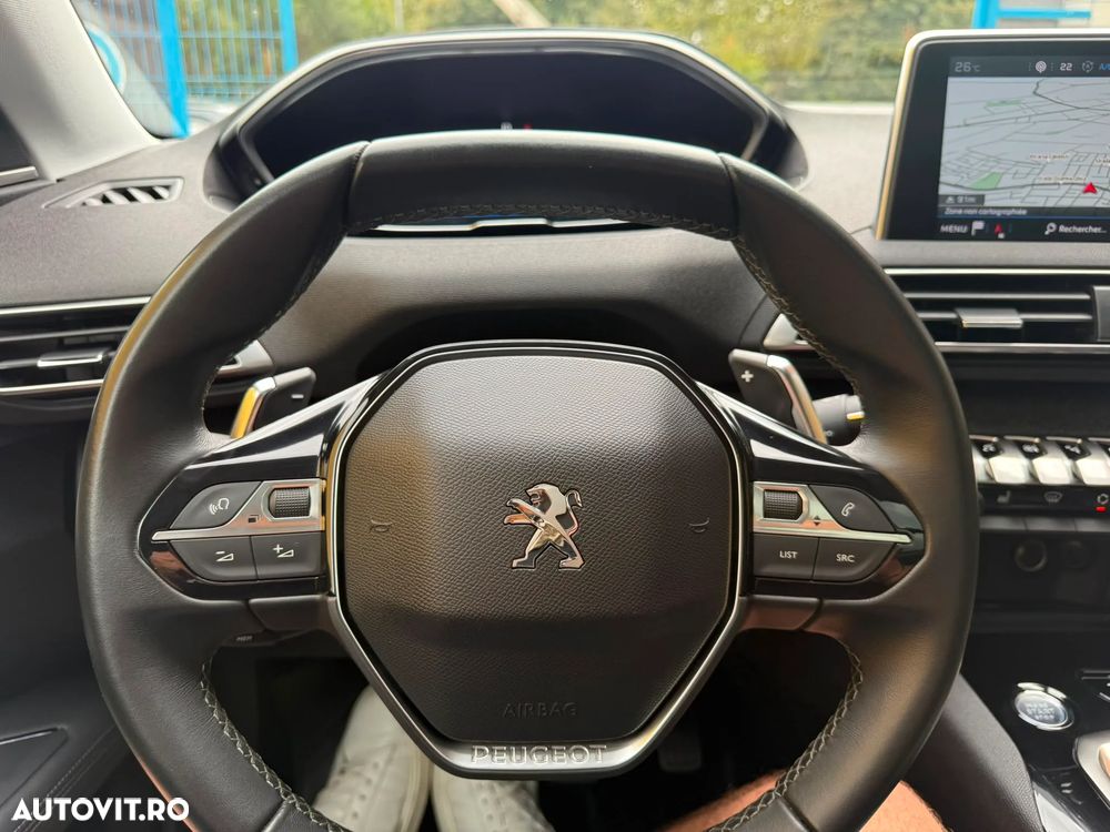 Peugeot 3008 BlueHDi 130 Stop & Start EAT8 Allure - 13