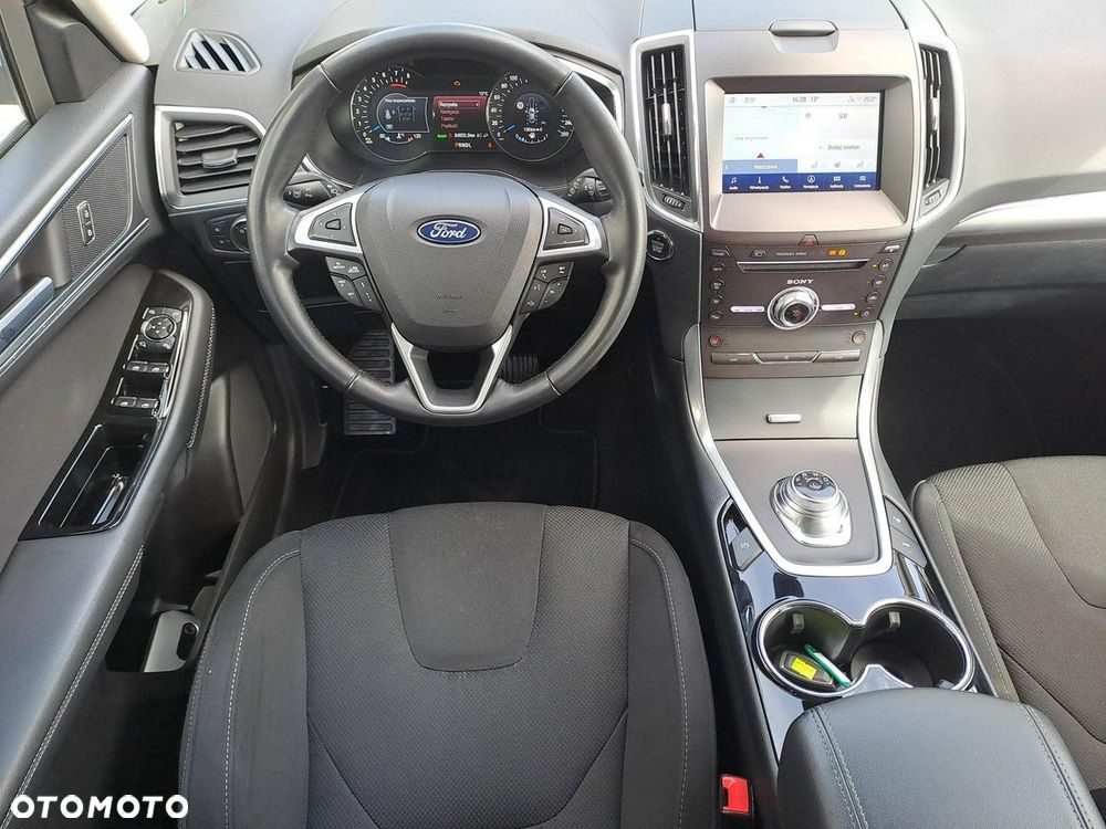 Ford S-Max - 9