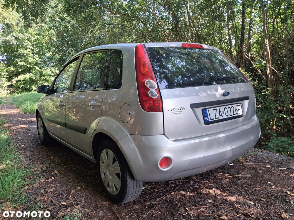 Ford Fiesta 1.3 - 5