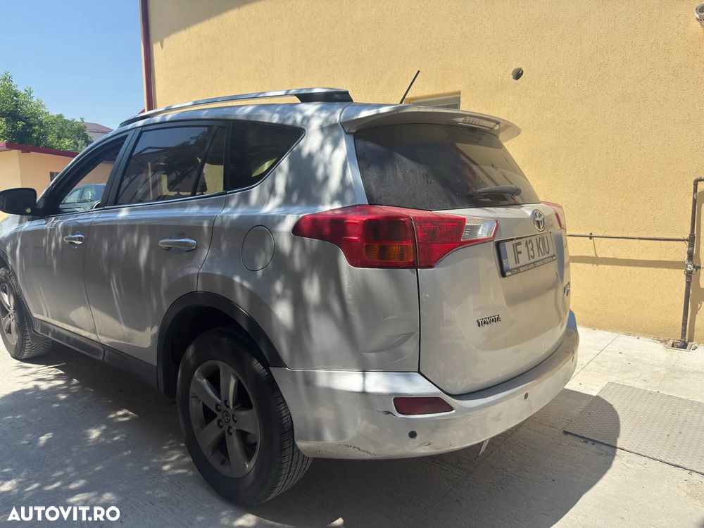 Toyota RAV4 2.2 D-4CAT 4WD Aut Luxury - 15
