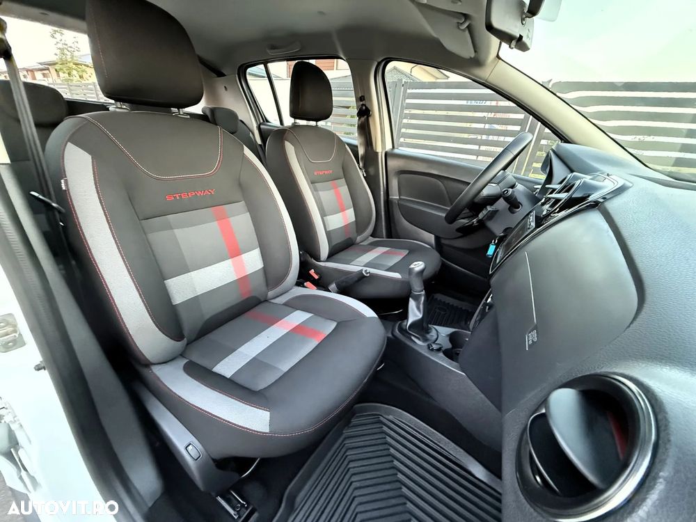Dacia Sandero Stepway TCe 90 (S&S) Prestige - 24