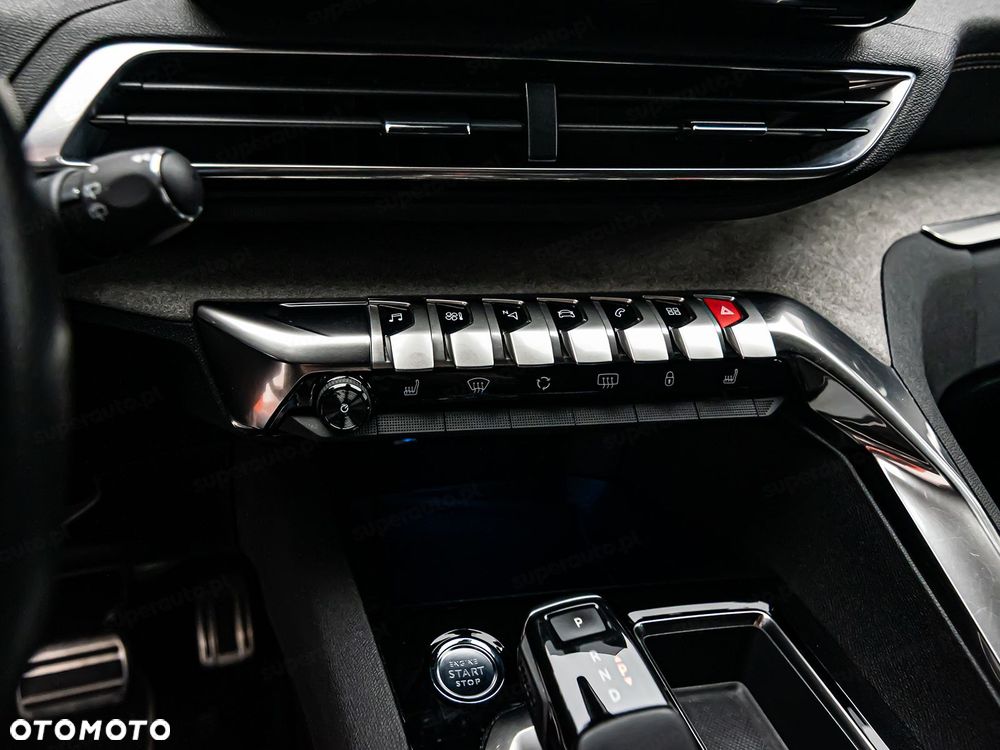 Peugeot 5008 1.6 PureTech GT S&S EAT8 - 18