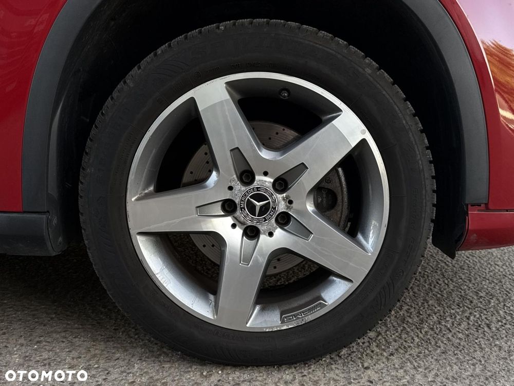 Mercedes-Benz GLA - 21