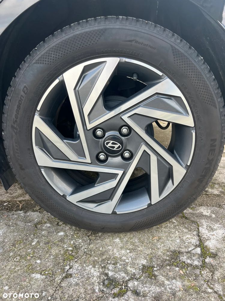 Hyundai i20 1.2 Modern - 12