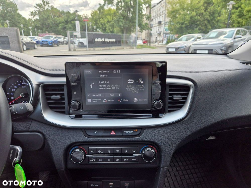 Kia Ceed 1.5 T-GDI M - 26