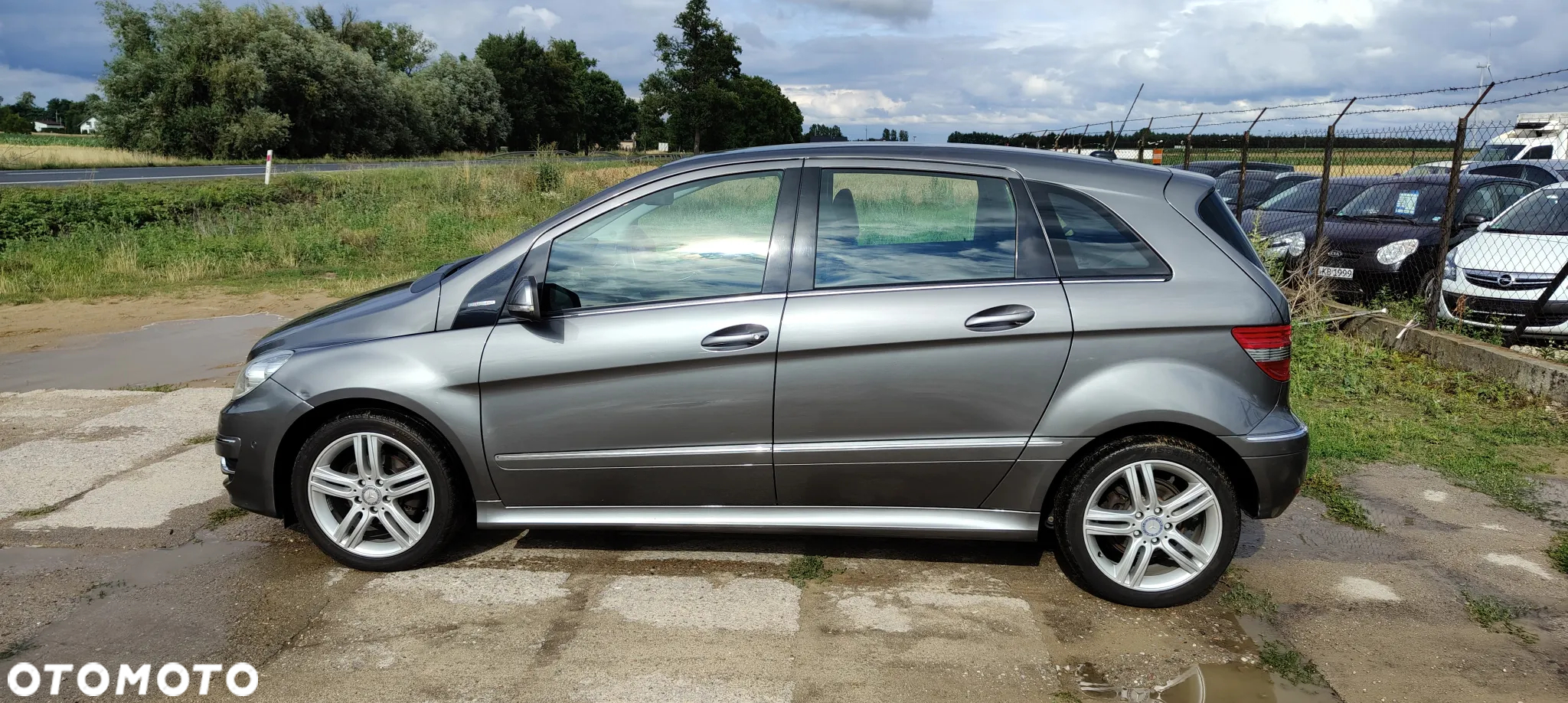 Mercedes-Benz Klasa B 170 BlueEffICIENCY - 3