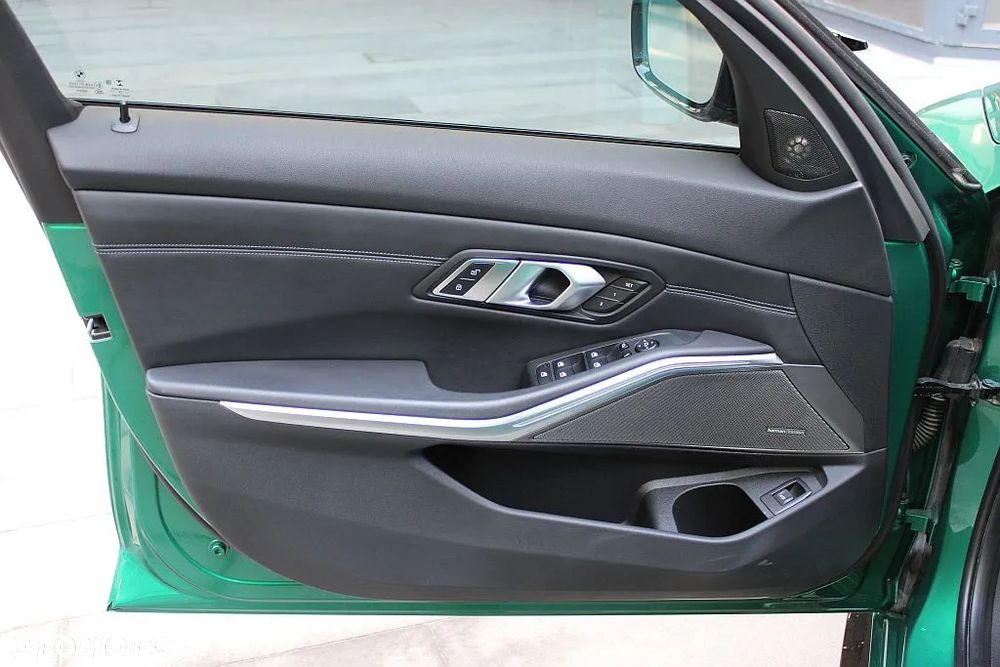 BMW M3 Standard - 14