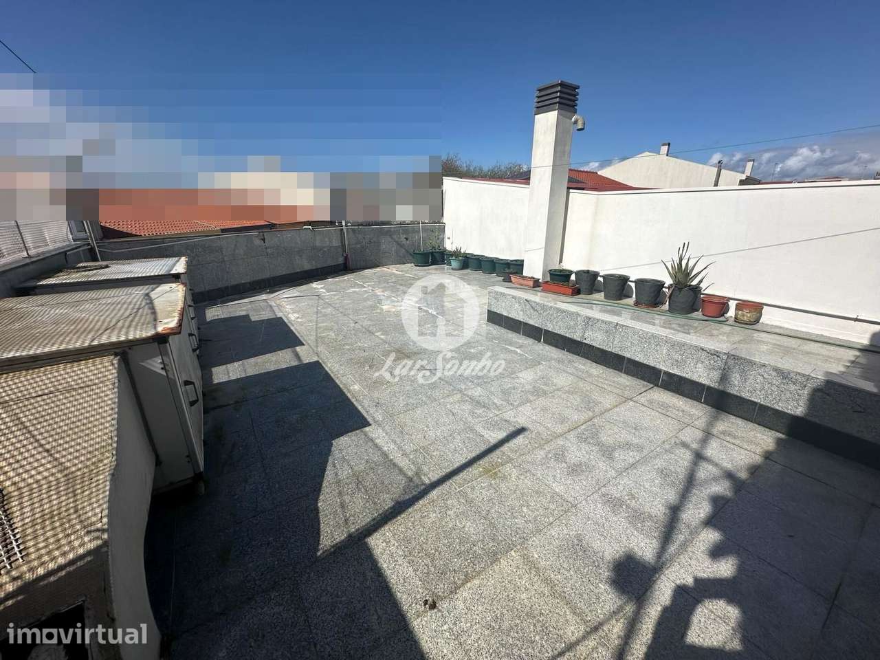 Moradia T4+1 com comércio a 300m da praia das Caxinas em Vila do Co... - Grande imagem: 3/20