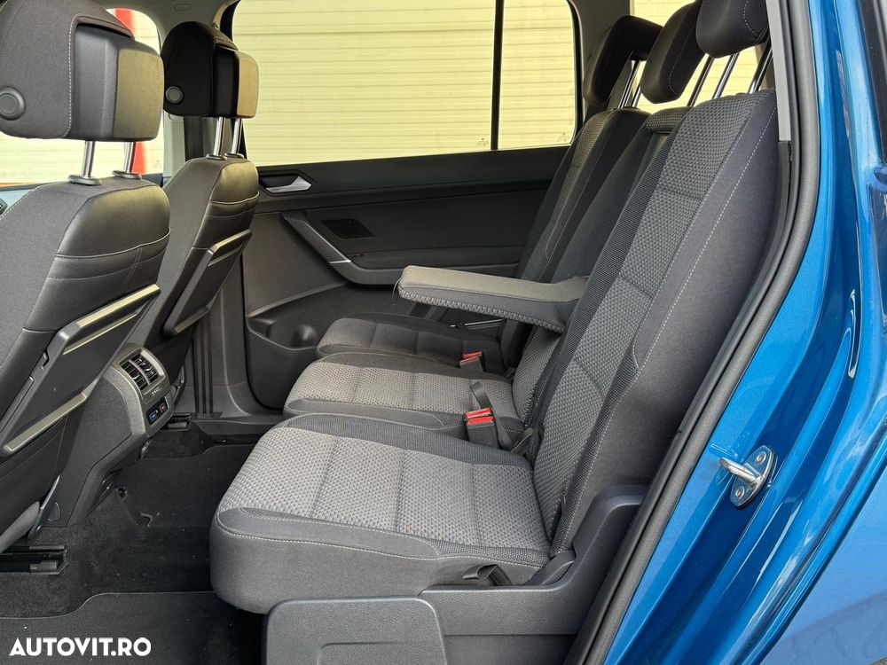 Volkswagen Touran 2.0 TDI SCR DSG Comfortline - 20