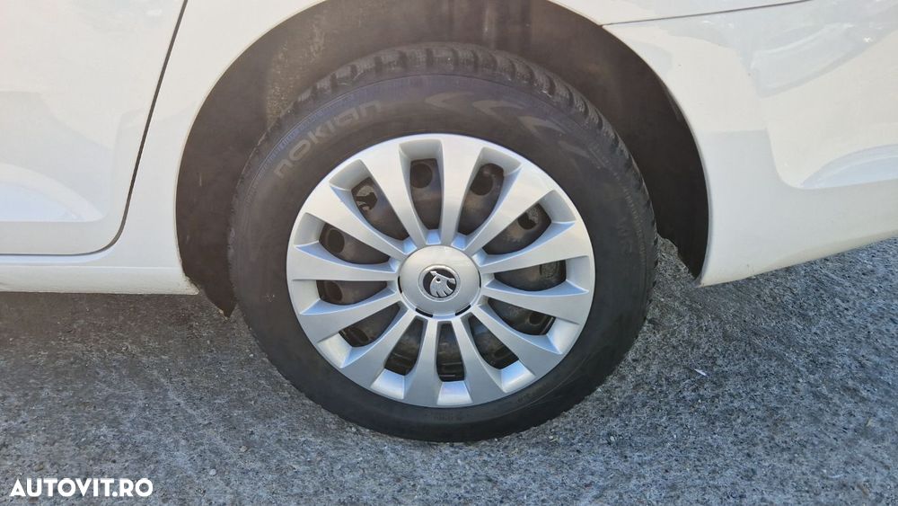 Skoda RAPID - 14