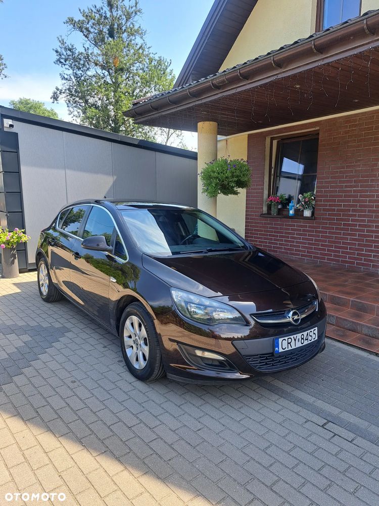 Opel Astra 1.4 T Enjoy - 1