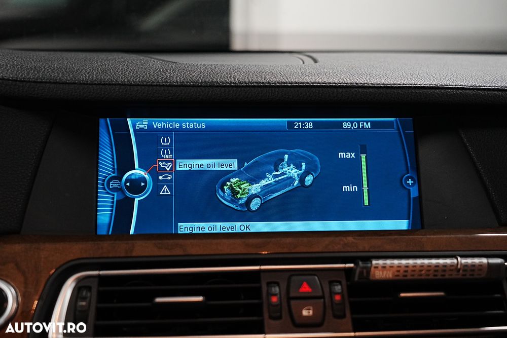BMW Seria 7 - 38