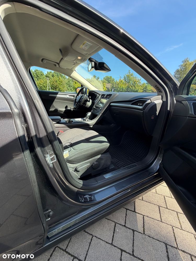 Ford Mondeo - 21