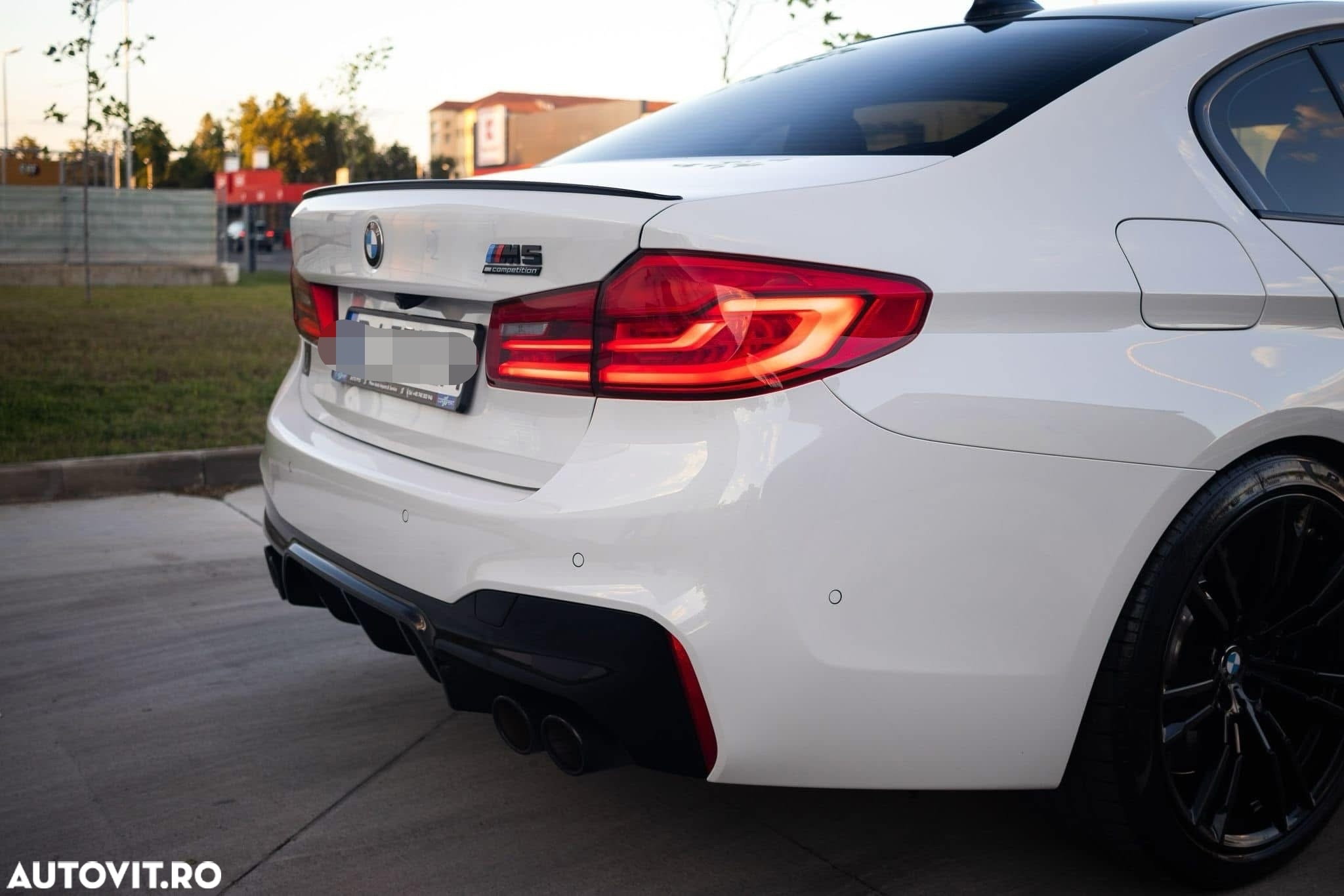 BMW M5 Competition - 4