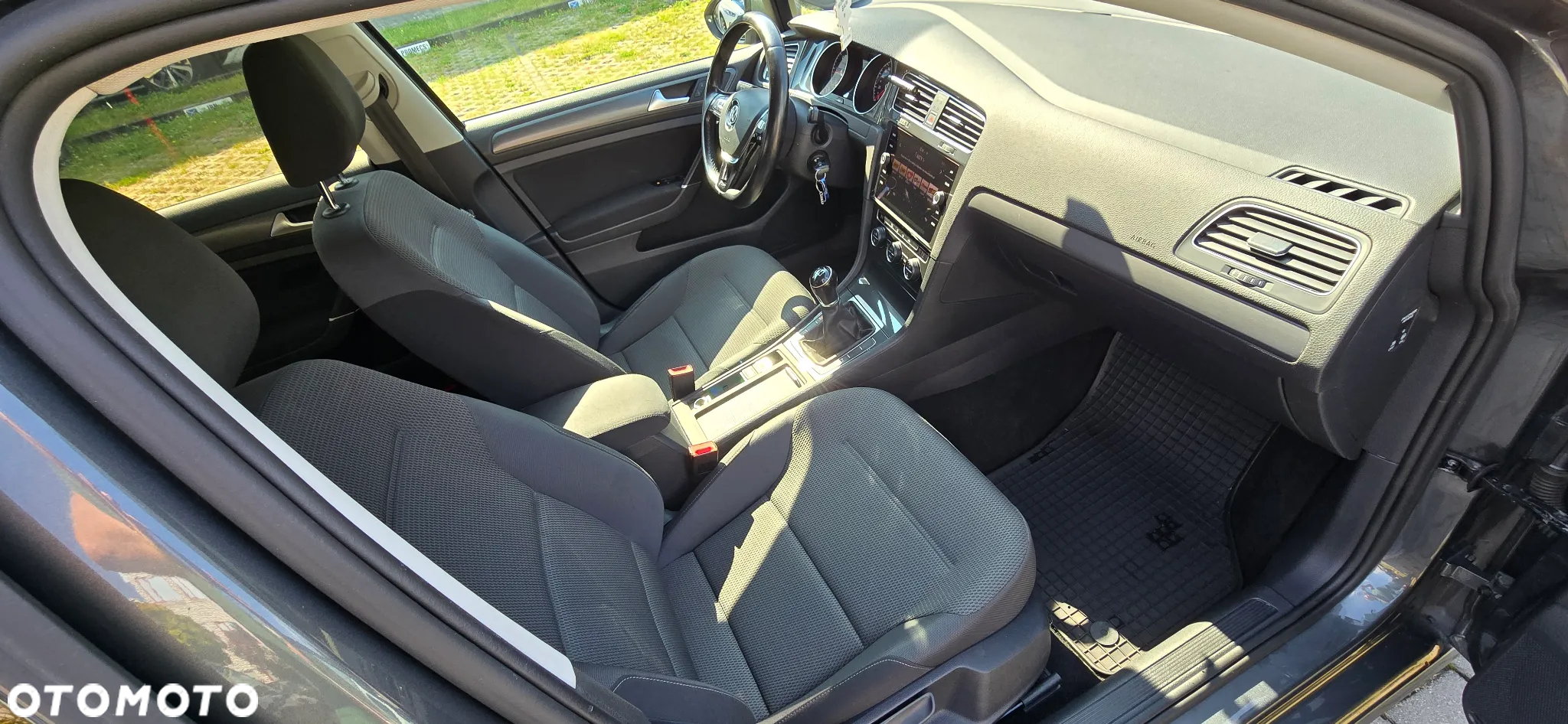 Volkswagen Golf VII 1.6 TDI BMT Comfortline - 9