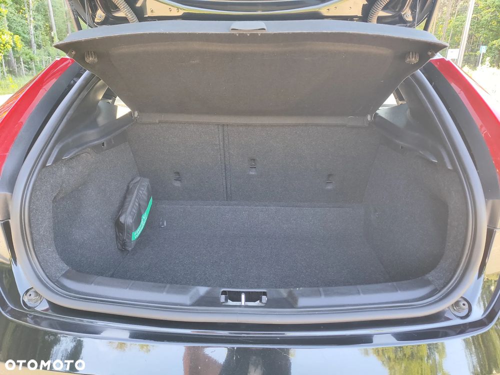 Volvo V40 T3 RDesign - 17