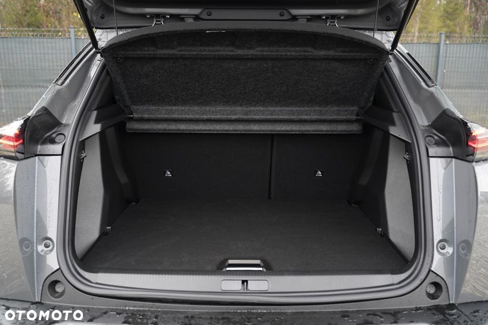Peugeot 2008 PureTech mHEV Allure e-DCS6 - 8
