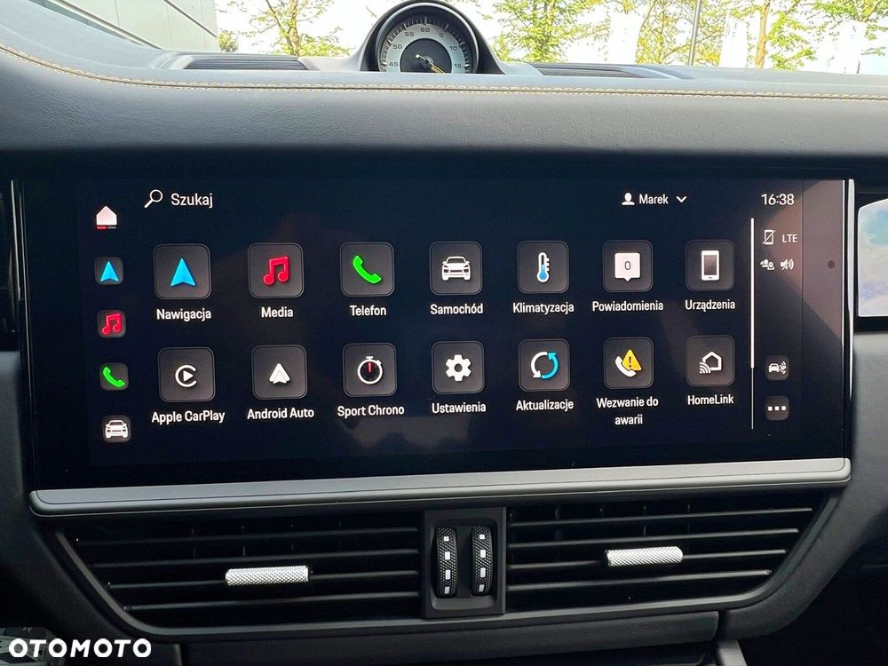 Porsche Cayenne - 25