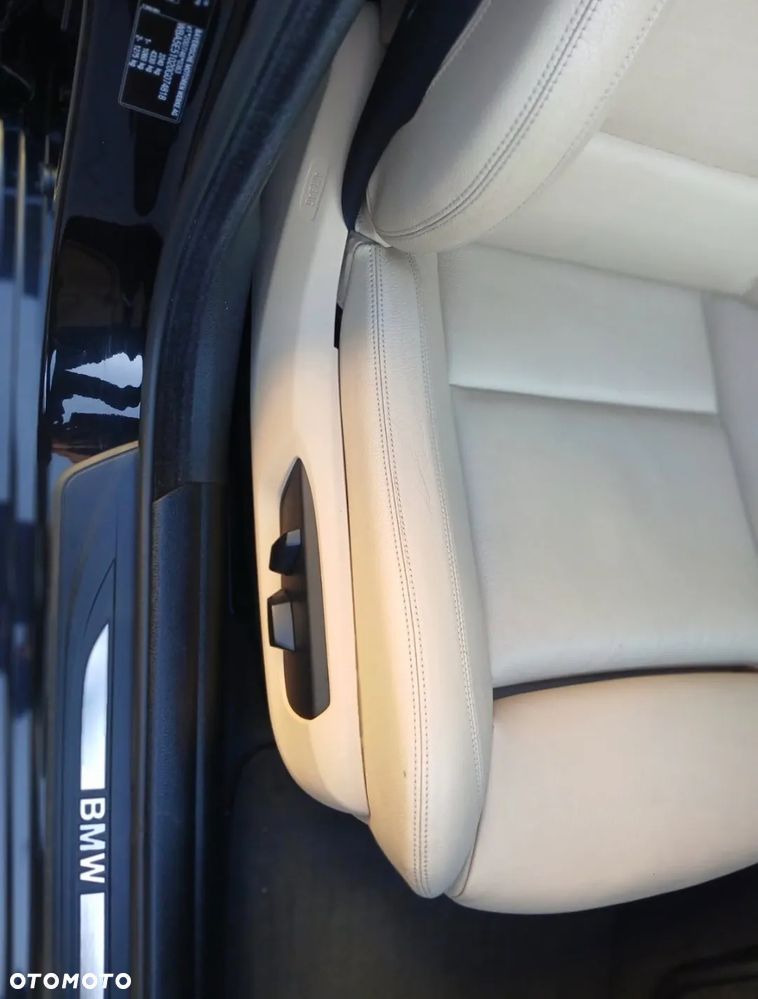 BMW Seria 5 520d - 17