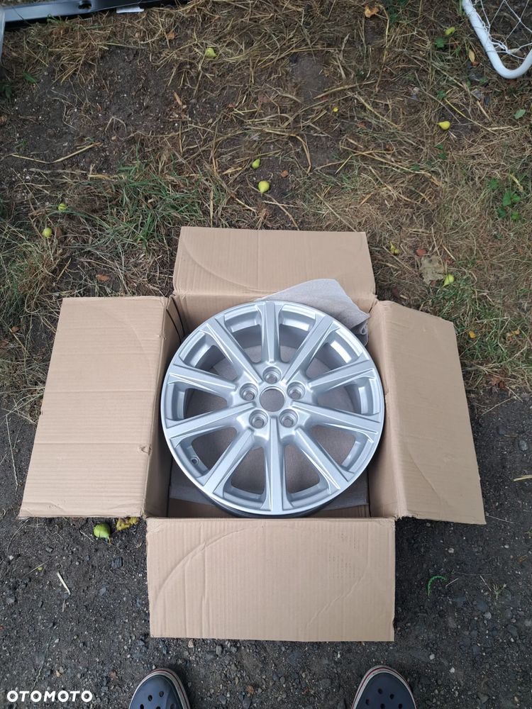 Felga aluminiowa Ford S-Max Galaxy 17 Cali 7.5Jx17H2 ET 55 EM2C-1007-C1A 1889410 - 1