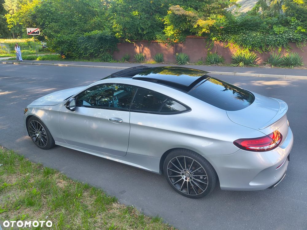 Mercedes-Benz Klasa C 300 7G-TRONIC AMG Line - 6